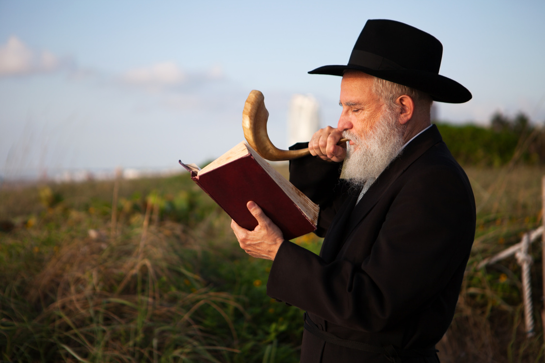 Hassidic Rabbi Praying